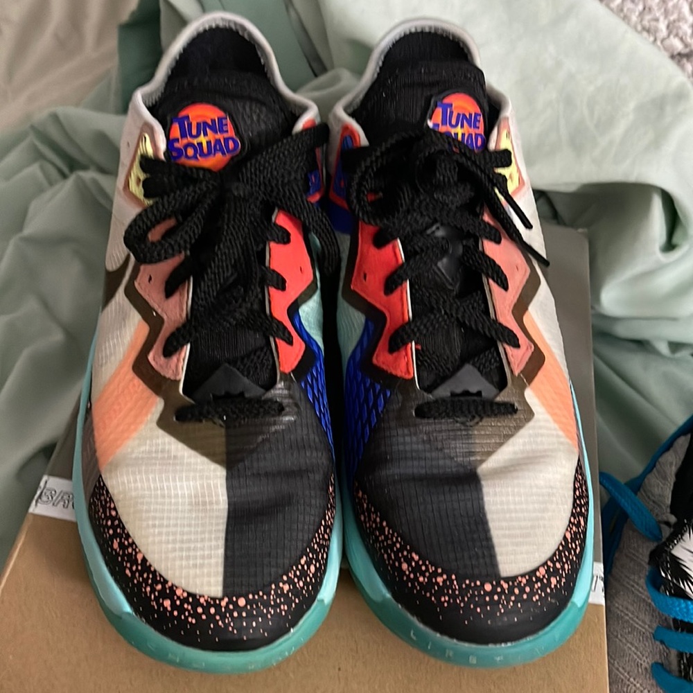 3 pairs of Lebron James